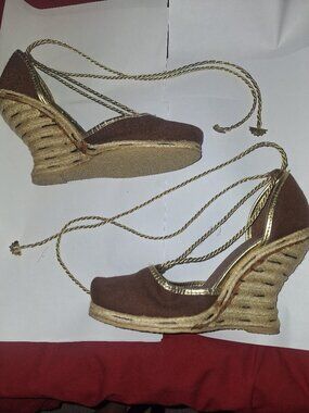 USED BROWN GOLD ANKLE WRAP WEDGE HEEL COLIN STUART SANDAL SHOES